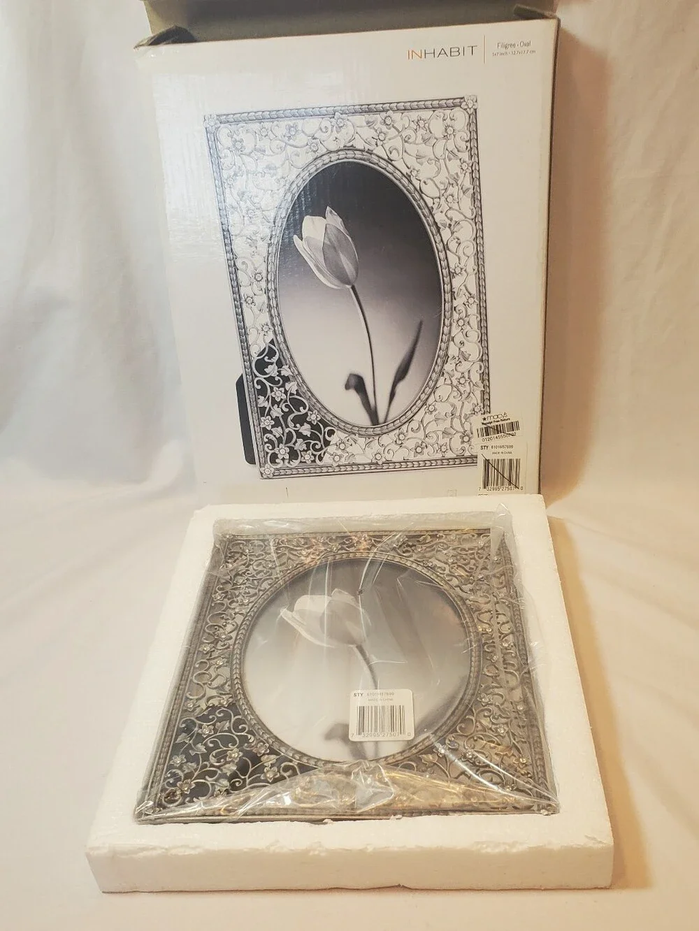 Inhabit Vtg 2006 Silver Pewter Ornate Filigree Freestanding Picture Frame Macys